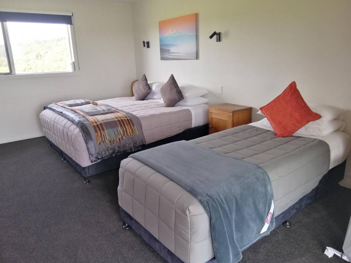 לינה וארוחת בוקר הוקיטיקה Scenic Waterways Retreat מראה חיצוני תמונה